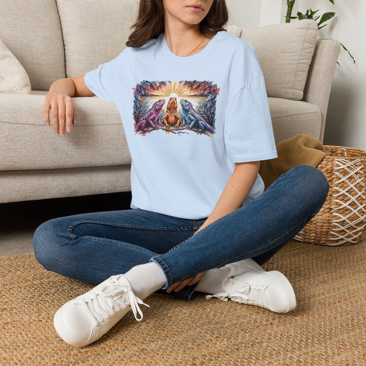 Tres iguanas T-Shirt — Sunrise Tribal Animal Harmony Tee