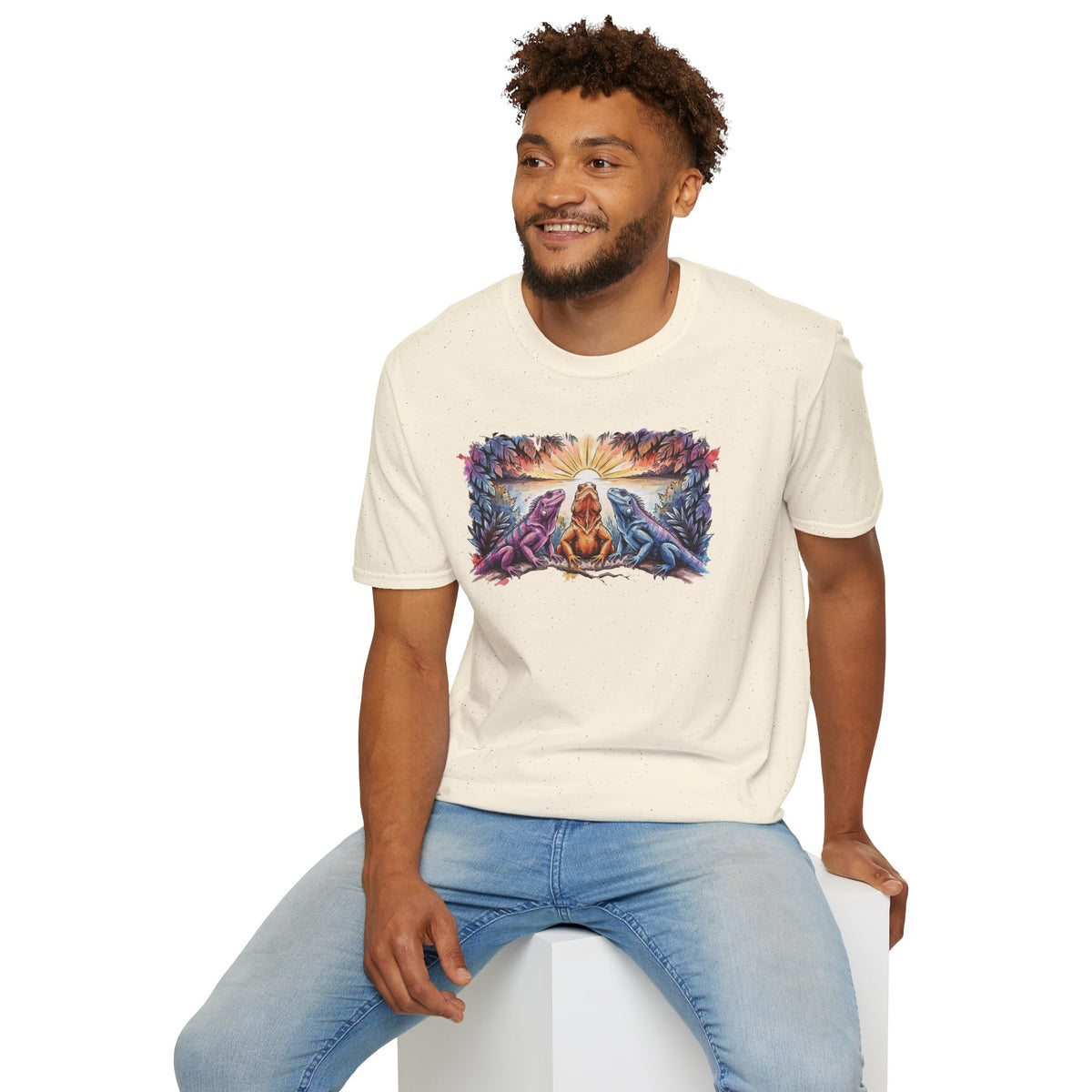 Tres iguanas T-Shirt — Sunrise Tribal Animal Harmony Tee