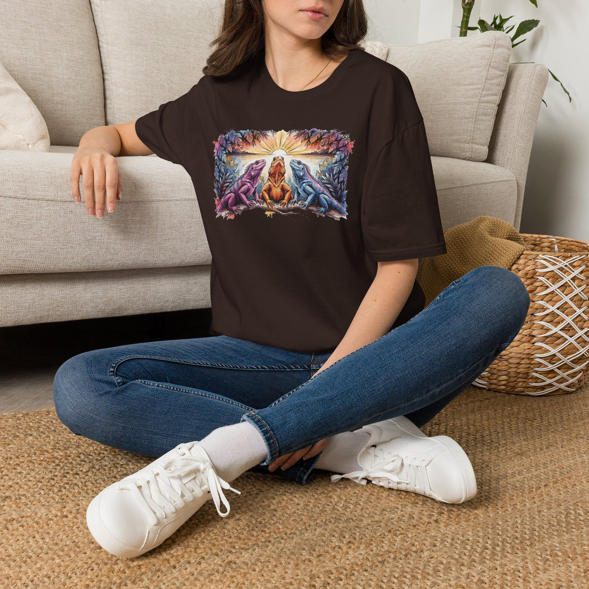 Tres iguanas T-Shirt — Sunrise Tribal Animal Harmony Tee